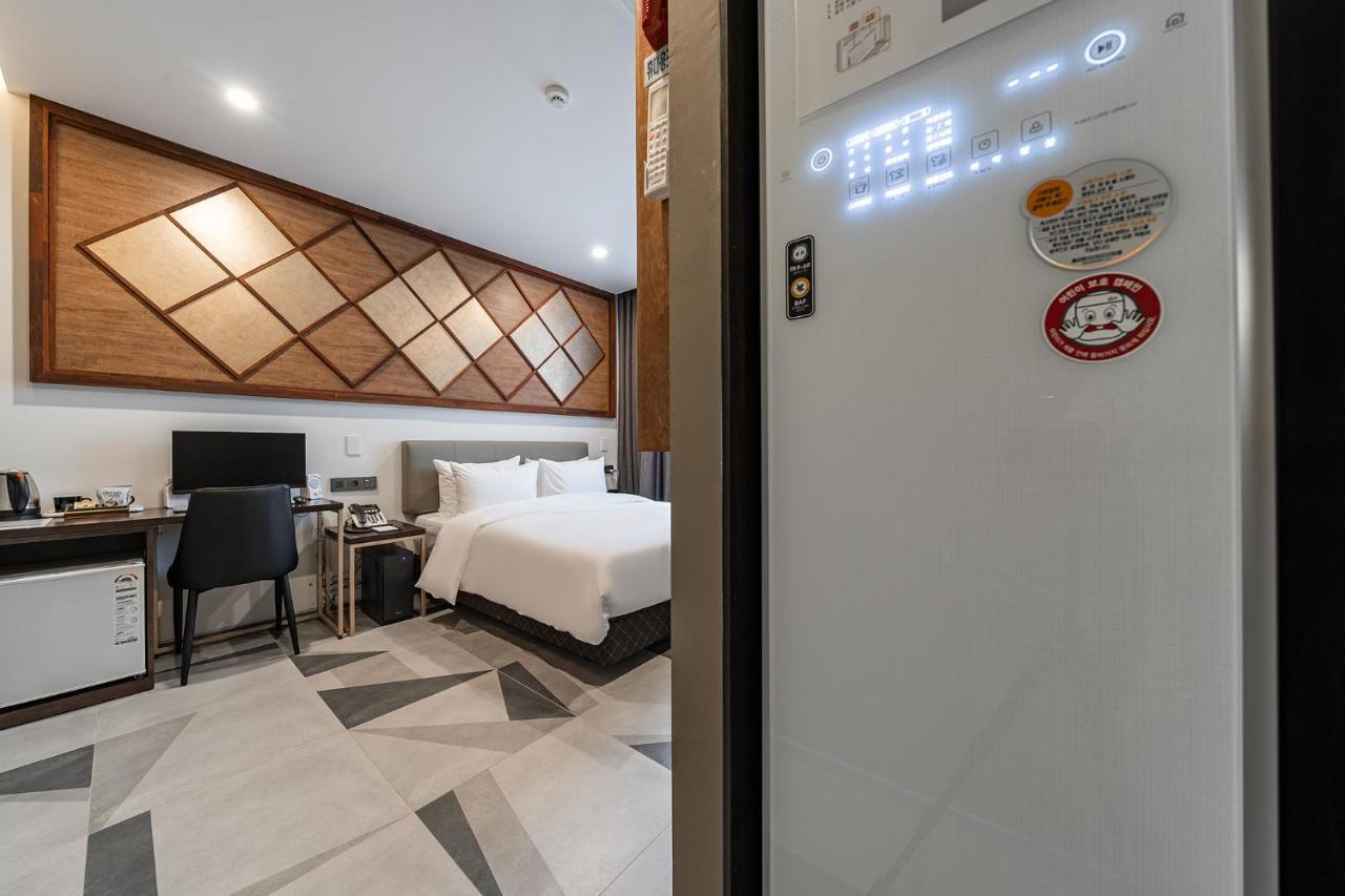 Hotel Ru136 Seoul Exterior photo